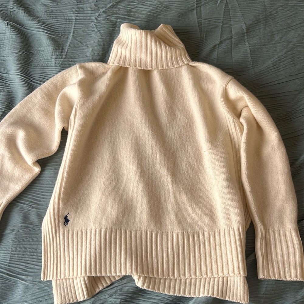 Polo Ralph Lauren chic turtle neck sweater